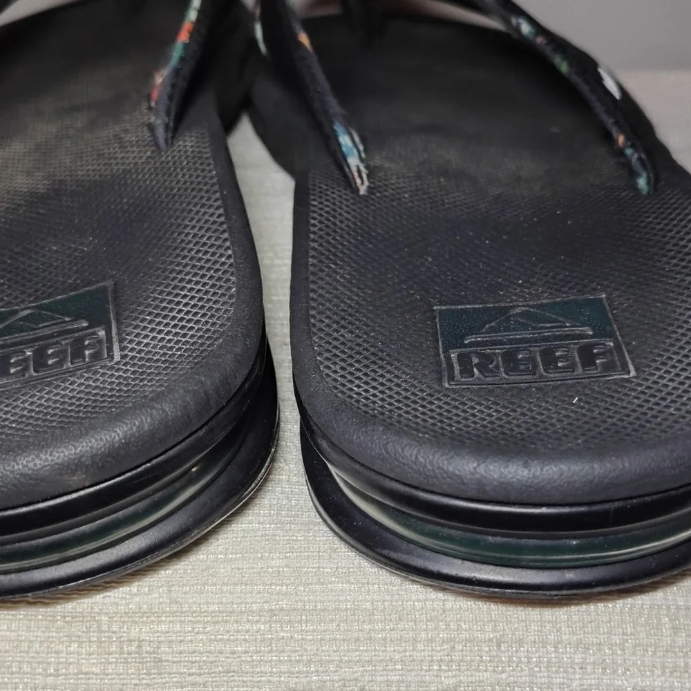 Vintage Reef Men's Fanning Thong Flip Flop Bottle Opener Sandals Floral 12?‎ 04